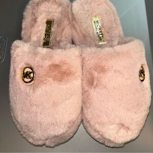 Michael Kors Soft Pink Slippers